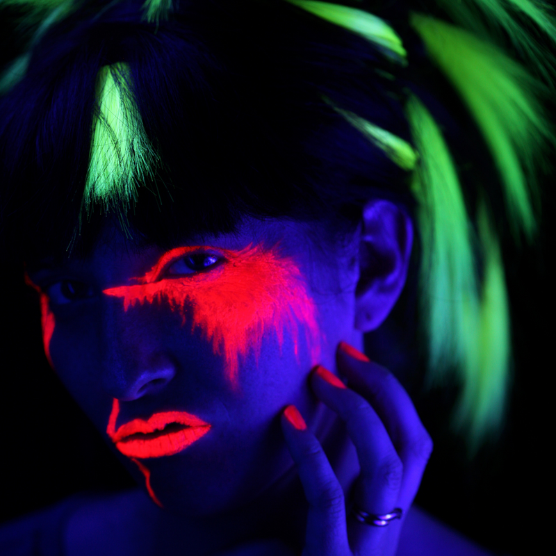 UV Neon Pigment Makeup - Fluorescent Orange