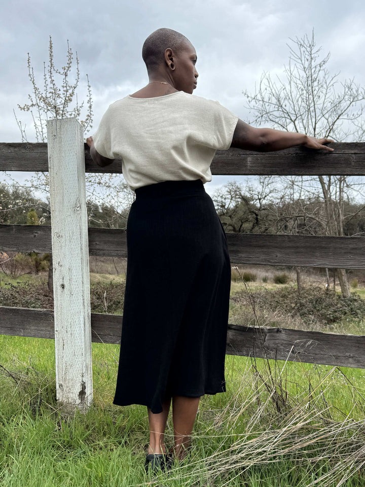 Trices Skirt in Textured Black Linen