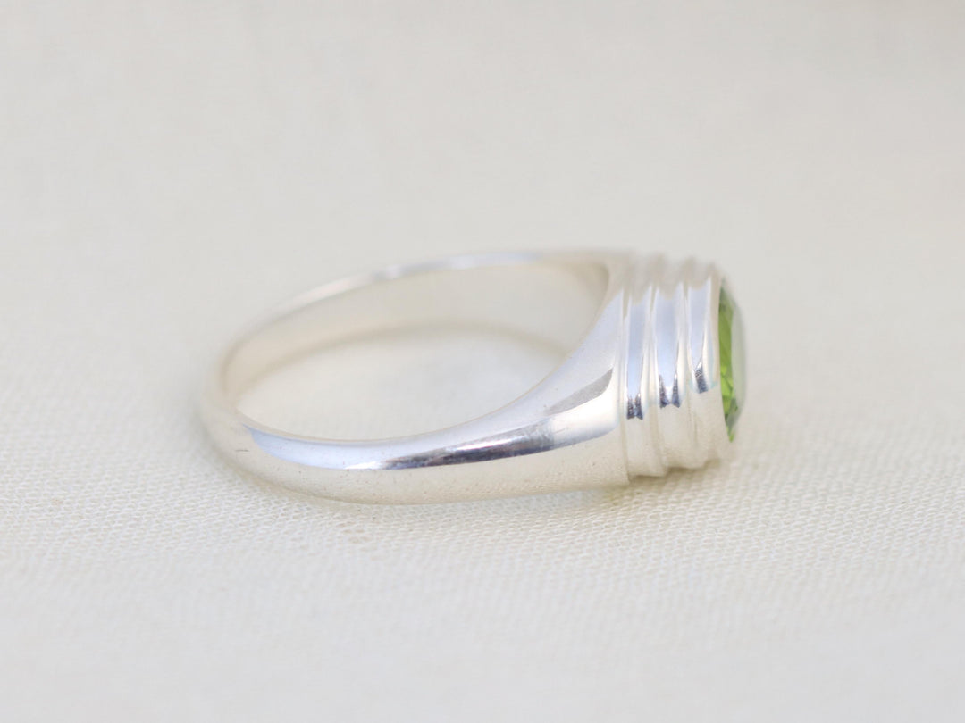Pond Ring - Peridot