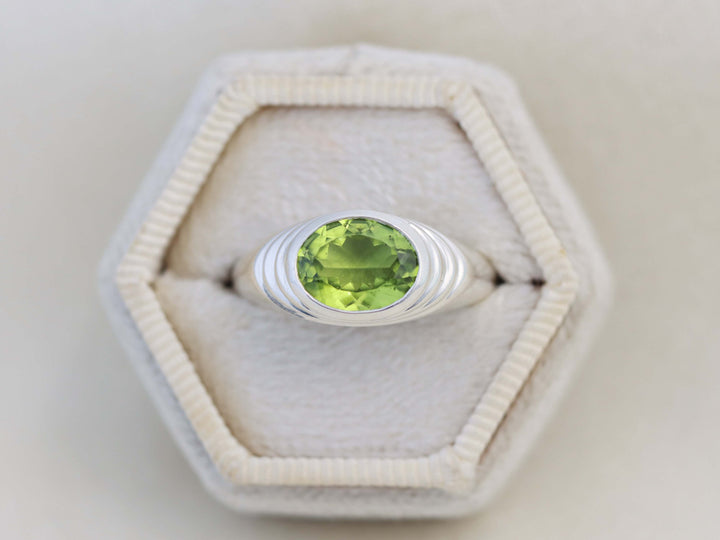 Pond Ring - Peridot