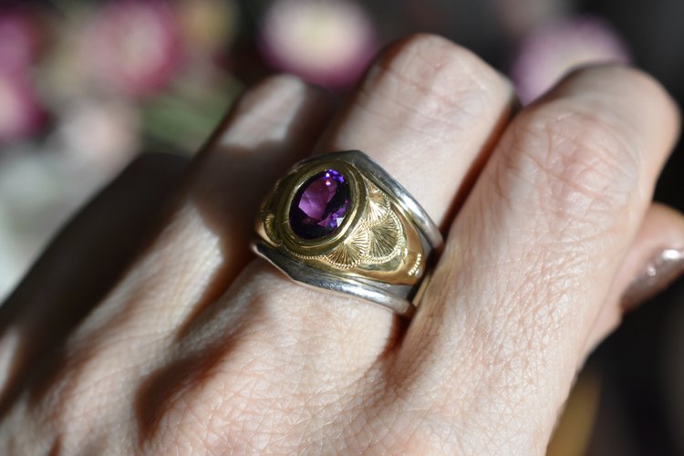 Curtains for You Helm Ring