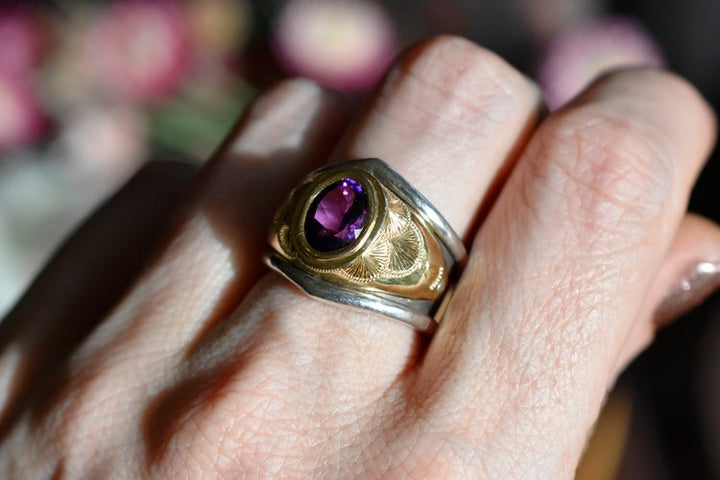 Curtains for You Helm Ring