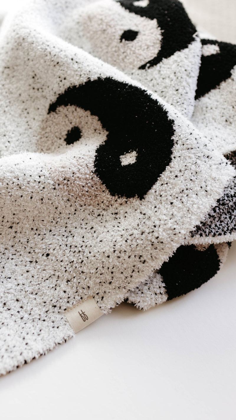Black & White Yin Yang  | Plush Blanket