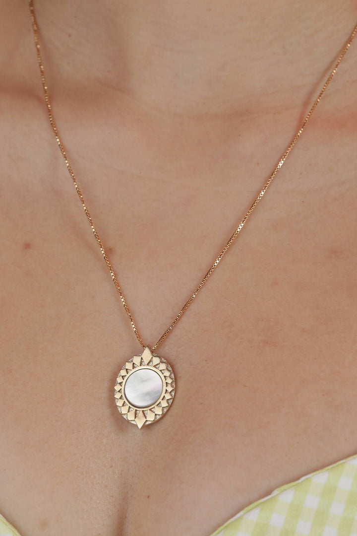 Diamond Burst Pendant (5 stone options)