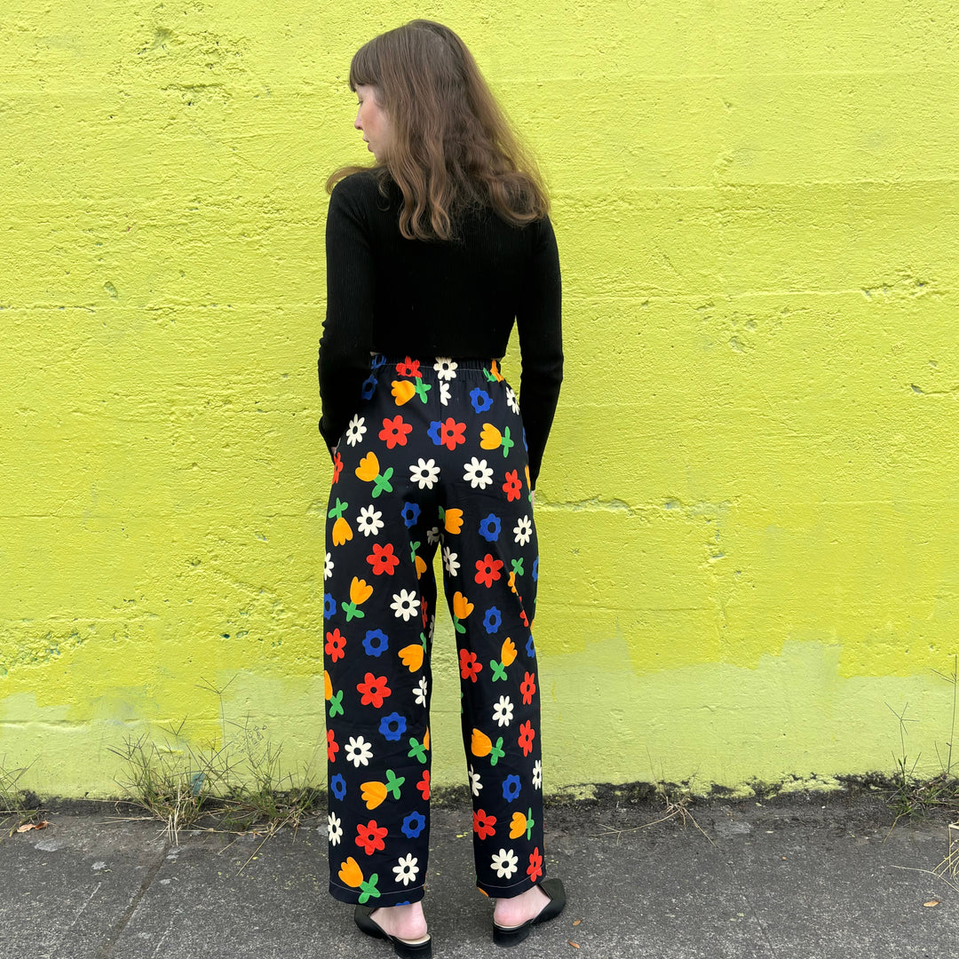 Stevie Pant - Floral Black