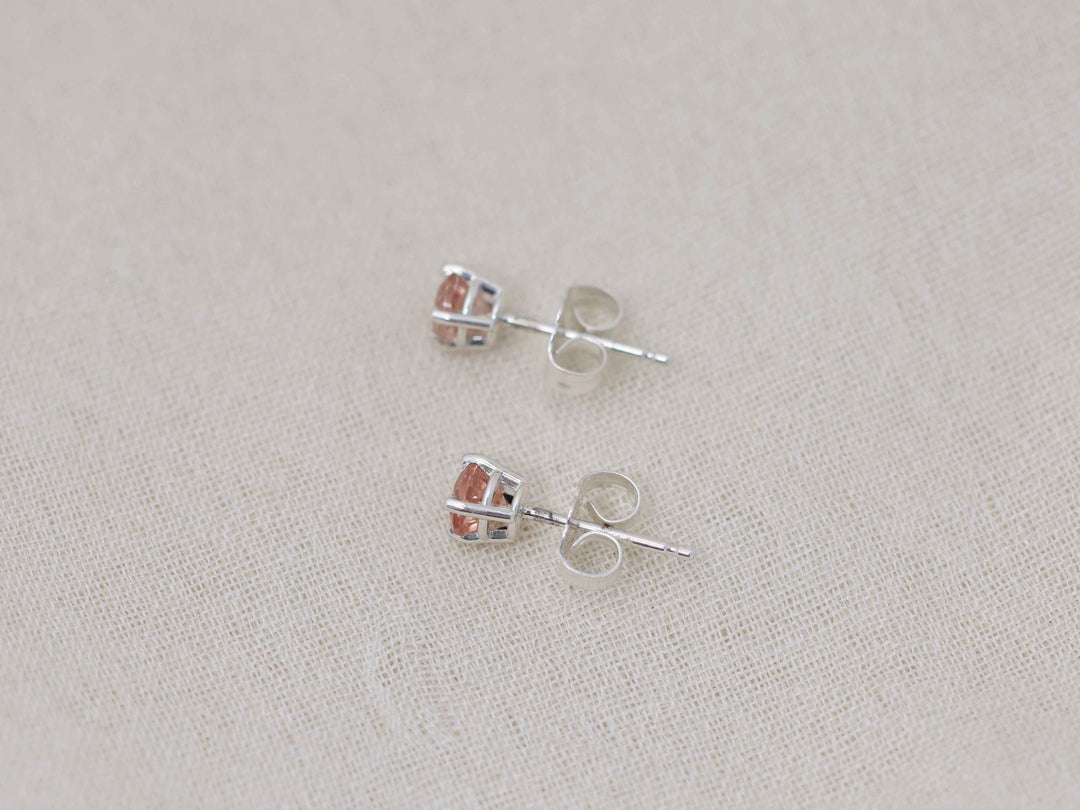 Oregon Sunstone Stud Earrings - 4mm Round