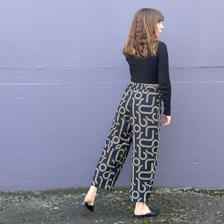 Stevie Pant - Macaroni Black