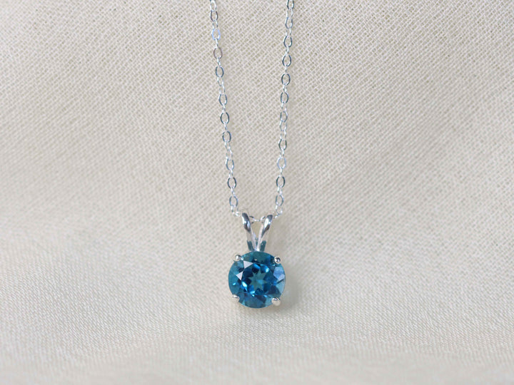 London Blue Topaz Pendant Necklace - 7mm Round