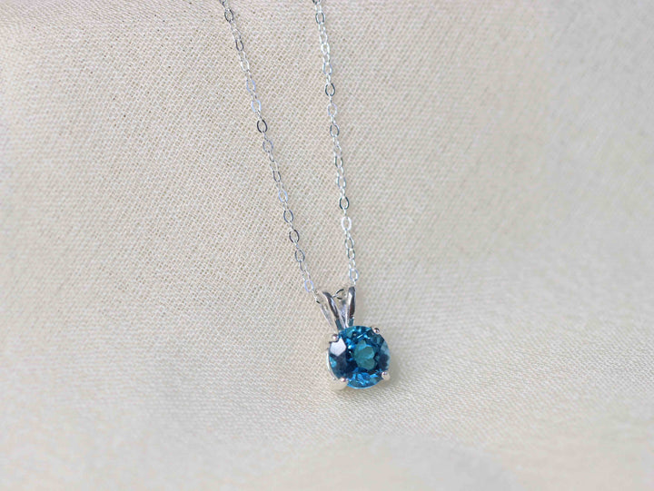London Blue Topaz Pendant Necklace - 7mm Round