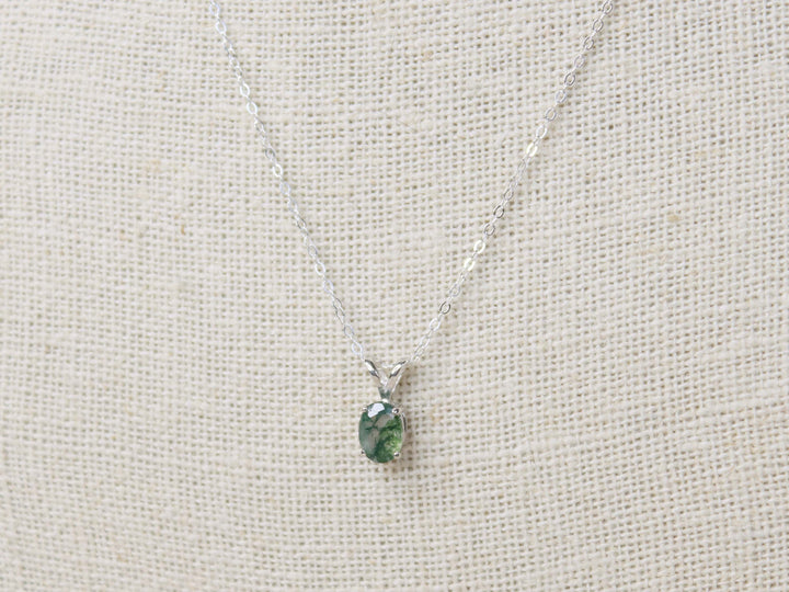 Moss Agate Pendant Necklace - 7x5 Oval