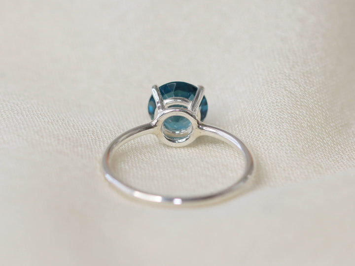 London Blue Topaz Solitaire Ring - 8mm Round