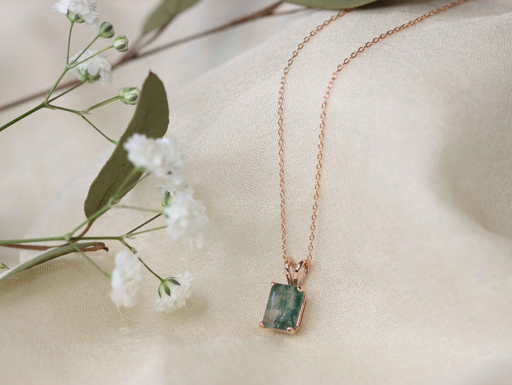 Moss Agate Pendant Necklace -  9x7 Emerald