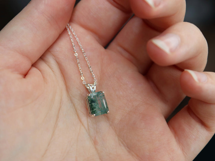 Moss Agate Pendant Necklace -  9x7 Emerald