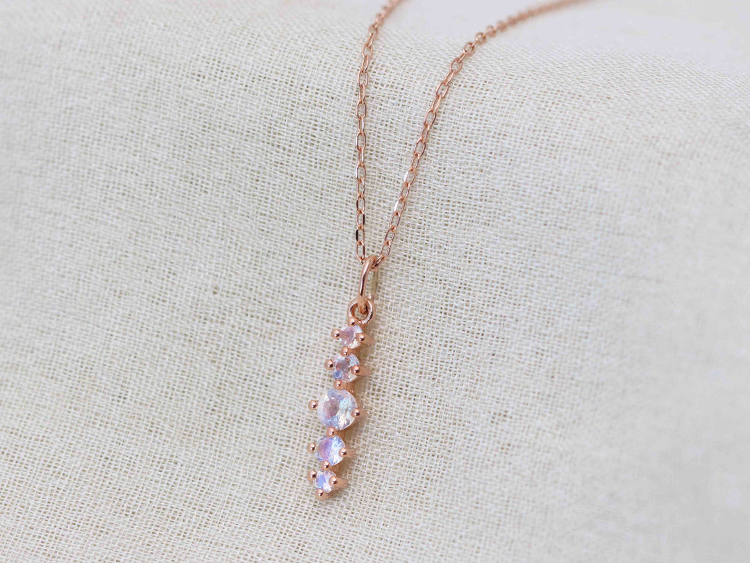 Artemis Pendant Necklace - Moonstone