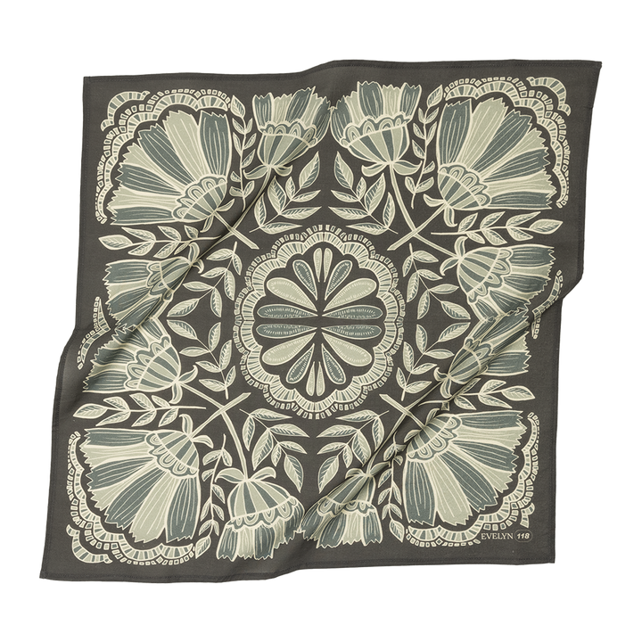 No. 118 Evelyn Bandana