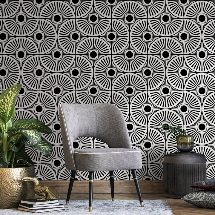 Art Deco Wallpaper Featuring a Bold Sunburst Motif in Black and White - B859
