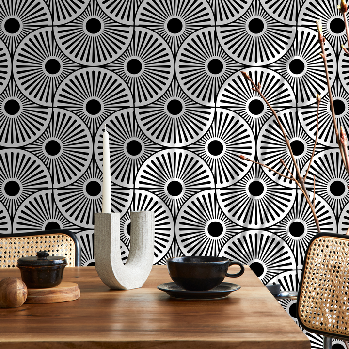 Art Deco Wallpaper Featuring a Bold Sunburst Motif in Black and White - B859