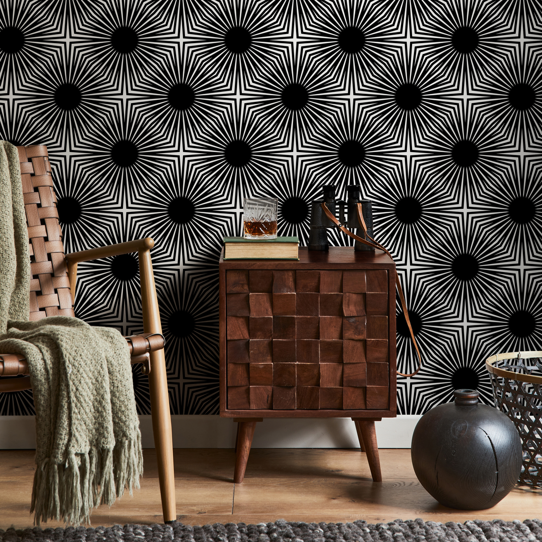 Geometric Wallpaper with a Bold Starburst Motif in Black and White - B887
