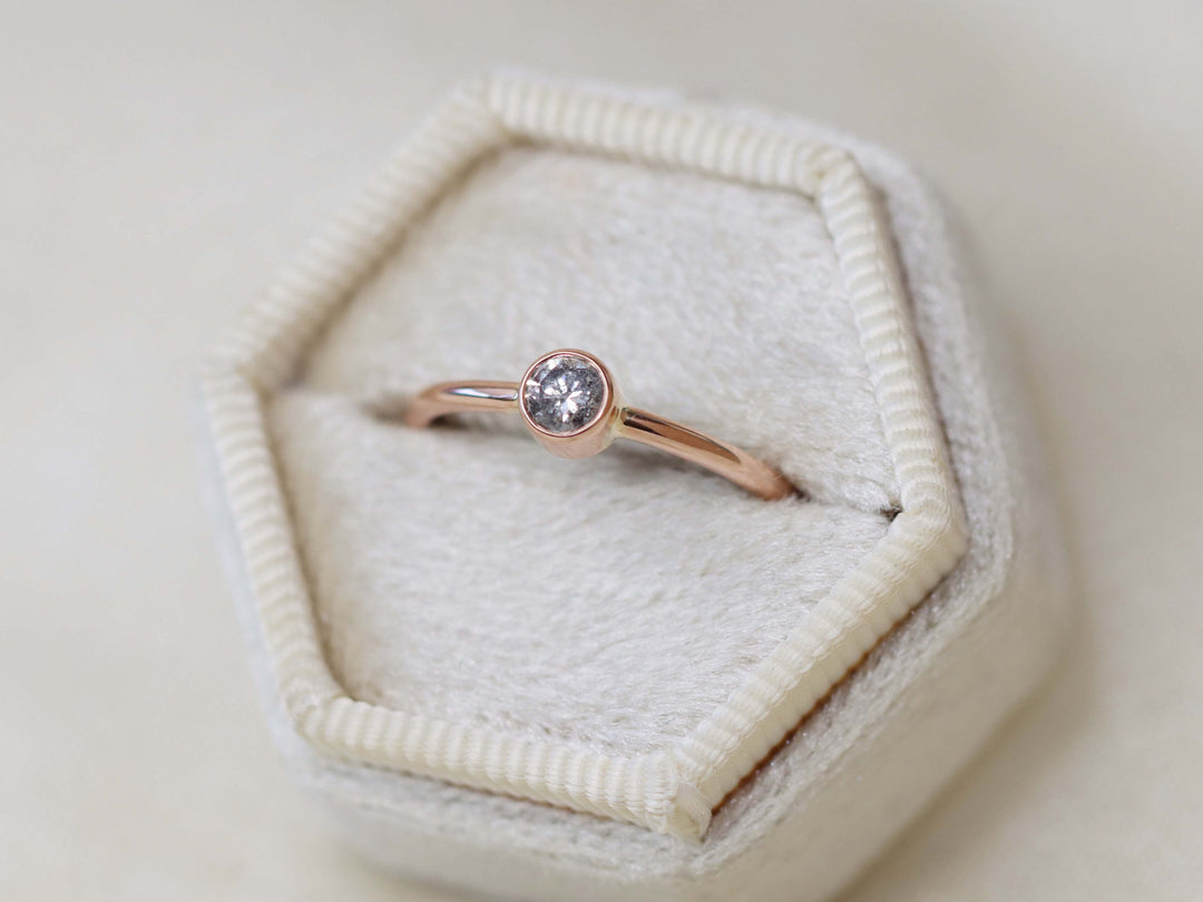 Bound Ring - Salt and Pepper Diamond