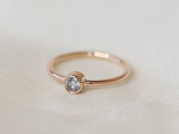Bound Ring - Salt and Pepper Diamond