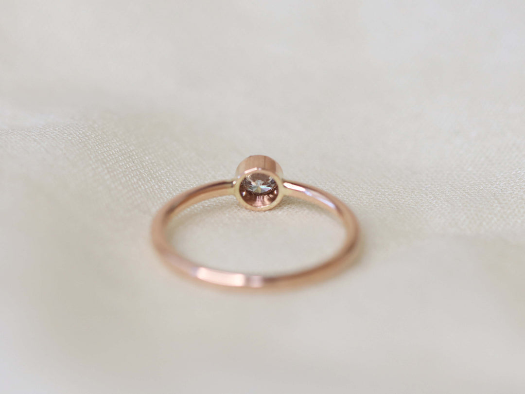 Bound Ring - Salt and Pepper Diamond