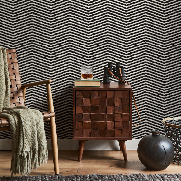 Abstract Wallpaper with a Hand-Drawn Chevron Motif in Black and White - C317