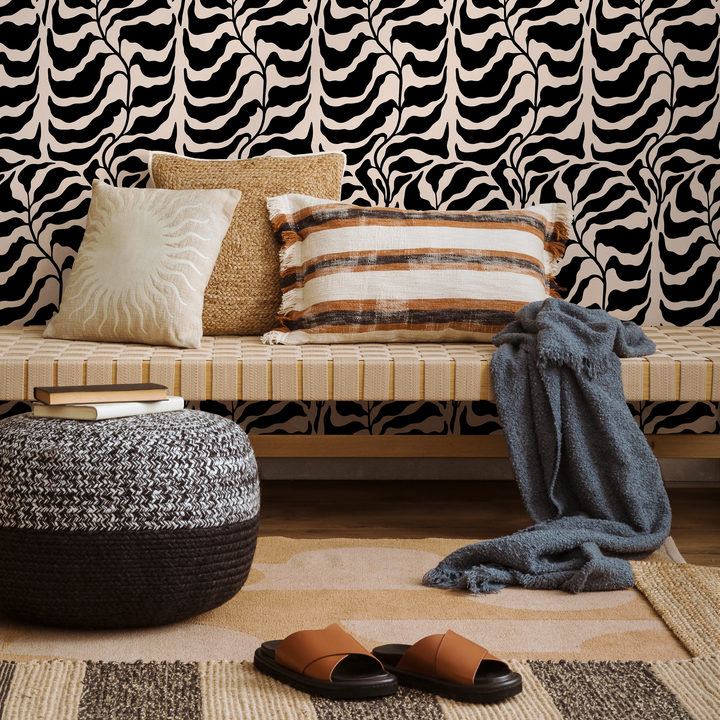 Abstract Wallpaper with a Bold Leaf Motif in Black and Cream - C419