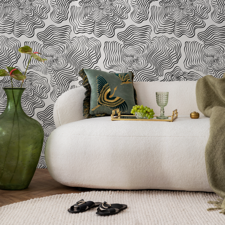 Abstract Wallpaper with Wavy Concentric Lines in Black and White - C628