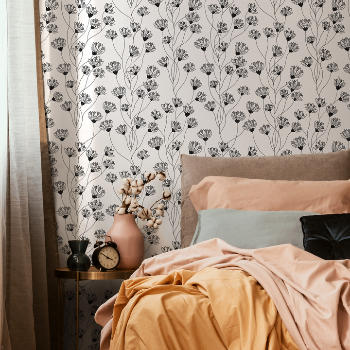 Floral Wallpaper with a Delicate Wildflower Motif in Black and White - C839