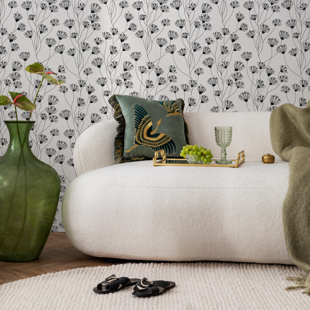 Floral Wallpaper with a Delicate Wildflower Motif in Black and White - C839