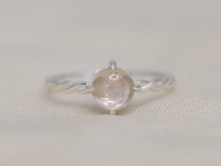 Circe Ring - Champagne Oregon Sunstone