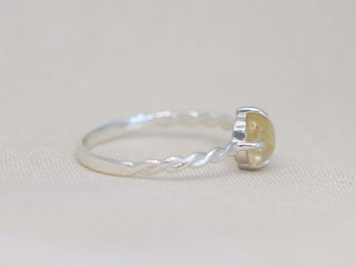 Circe Ring - Golden Rutilated Quartz