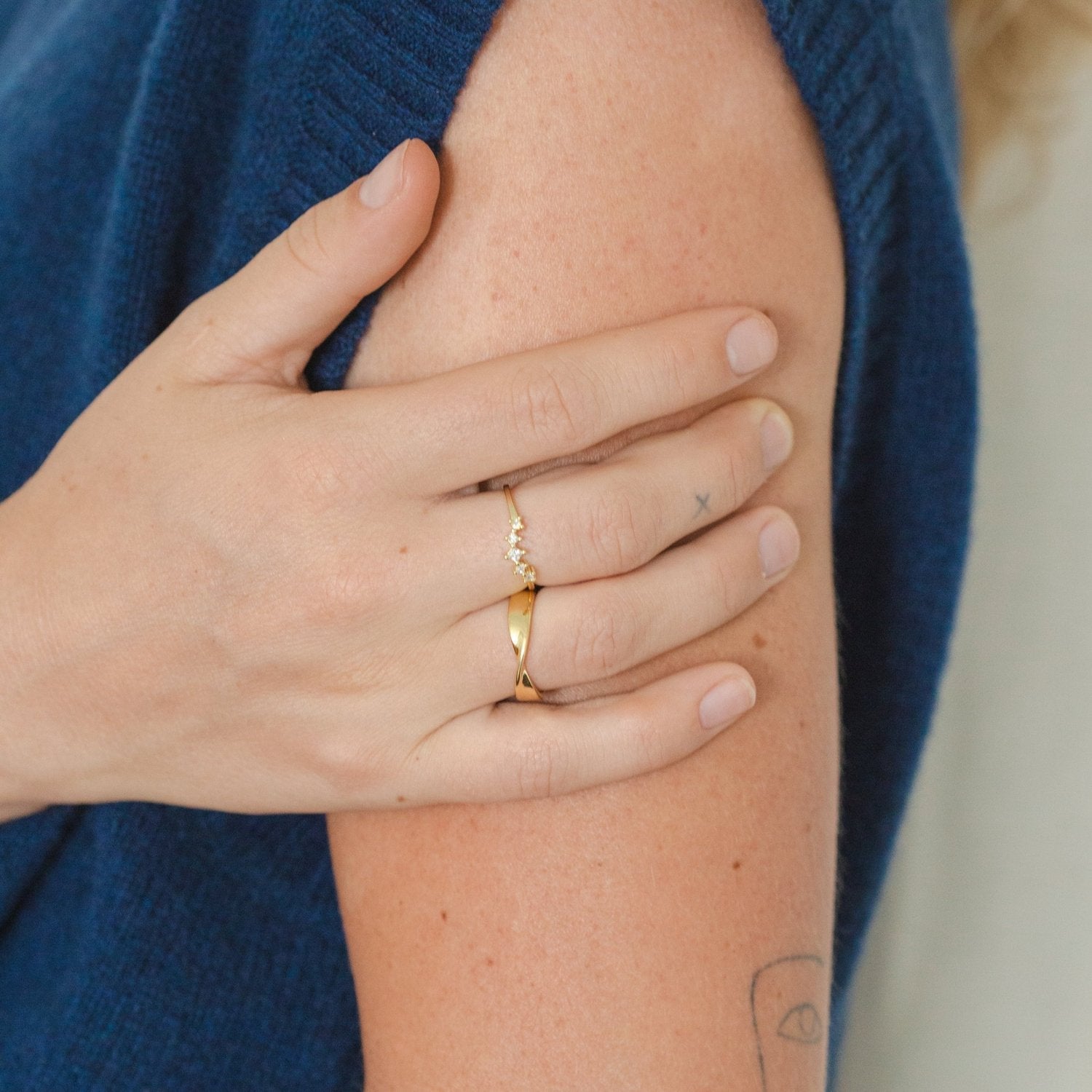 Cher Tiara Crown Gold Nested Ring β Altar PDX