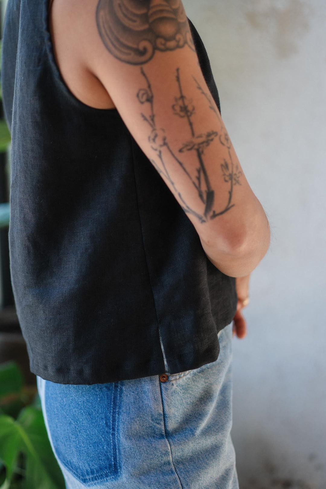 Classic Tank (Updated) in Black Linen