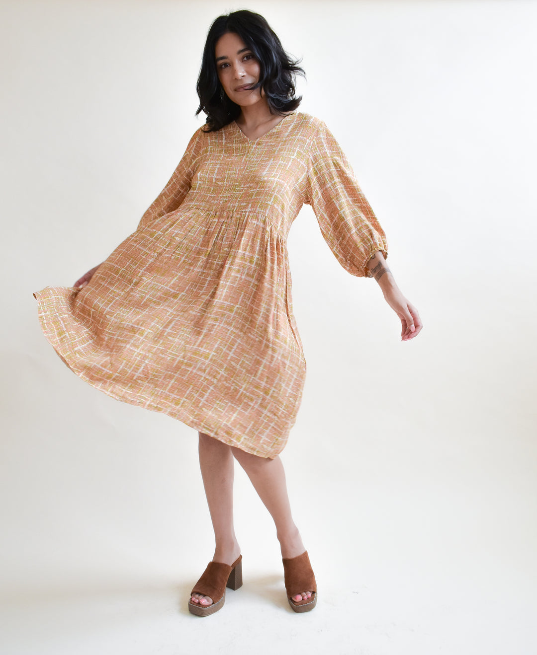 Monique Dress in Tiramisu