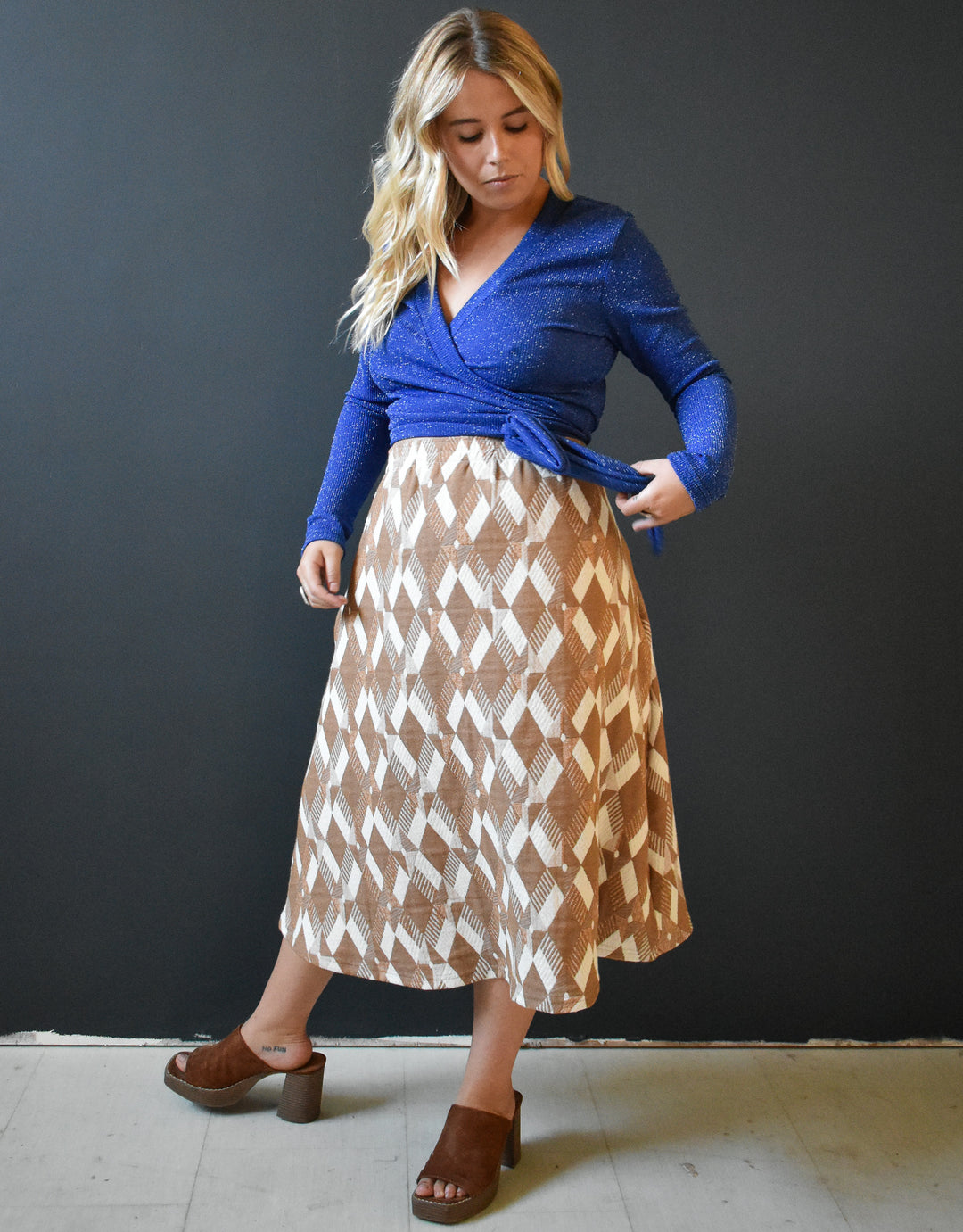 Eva Midi Skirt in Geo Sweater Knit