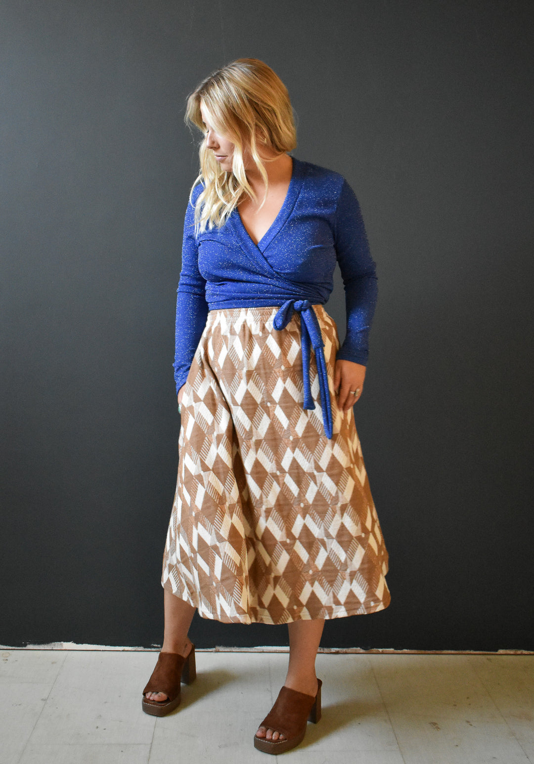 Eva Midi Skirt in Geo Sweater Knit