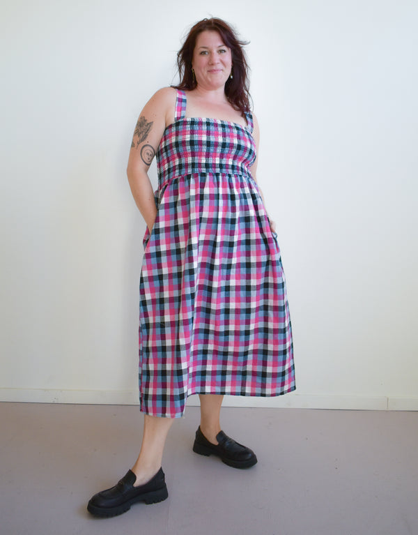 Leah in Hydrangea Checker