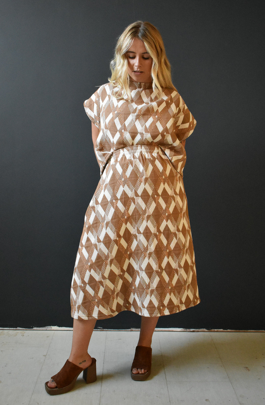 Eva Midi Skirt in Geo Sweater Knit