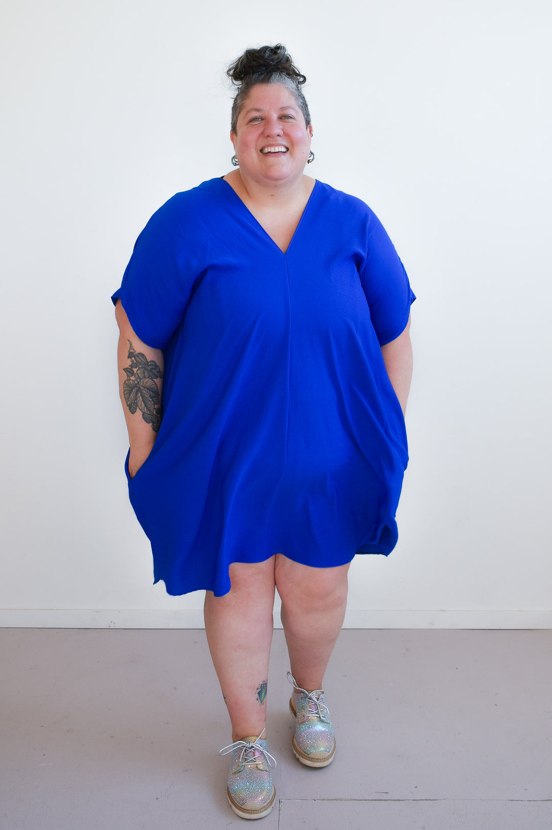 Classic Kaftan in New Moon Ultra Blue