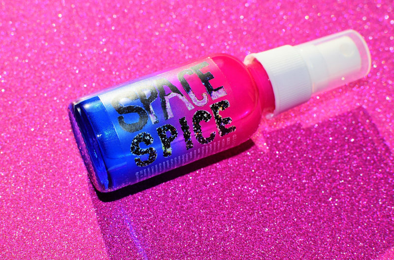 Space Spice Glitter Hair Spray