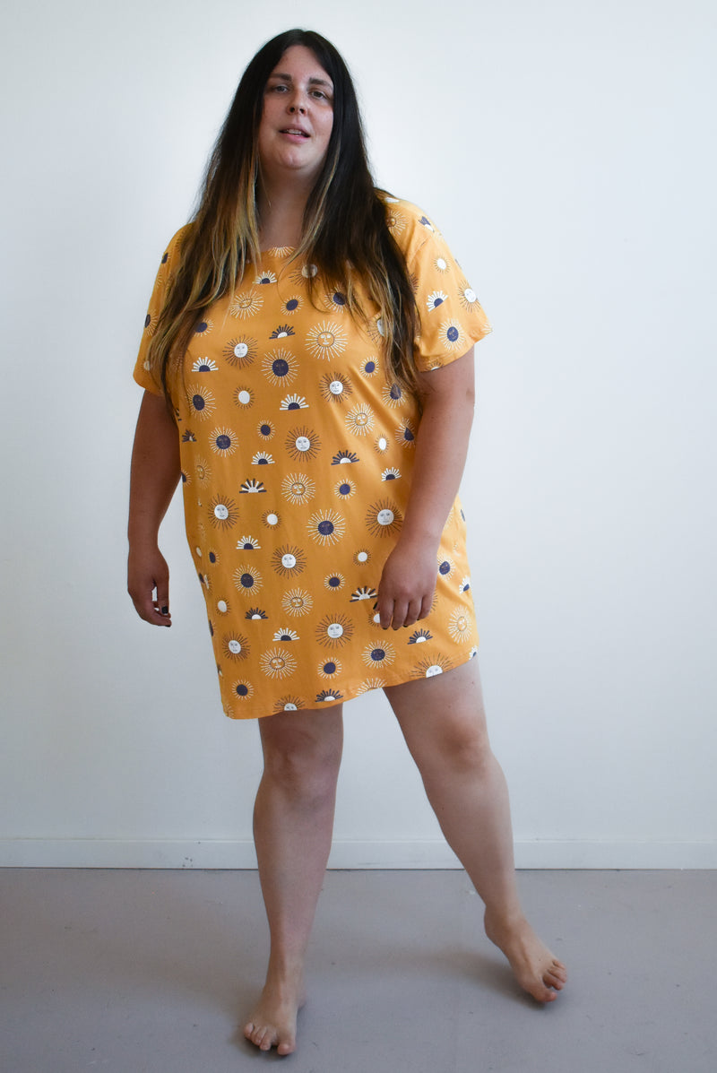 TOTALLY BESTIES Sammy T-Shirt Dress in Suns