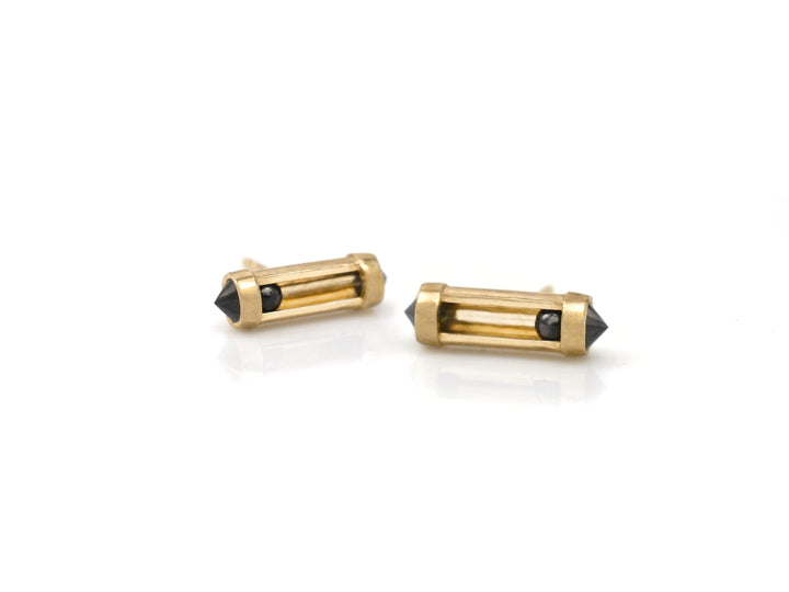 Onyx Pipeline Studs