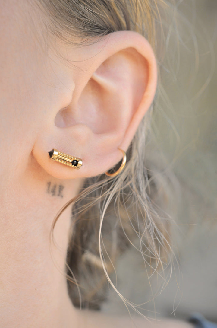 Onyx Pipeline Studs