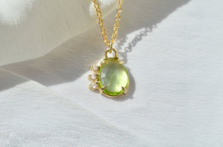 Peridot Rose Cut Necklace with Kinetic Hinge