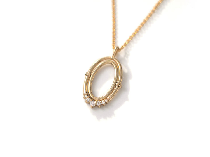 Oval Diamond Spinner Necklace