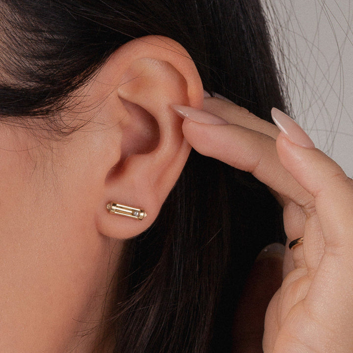 Pearl Pipeline Studs