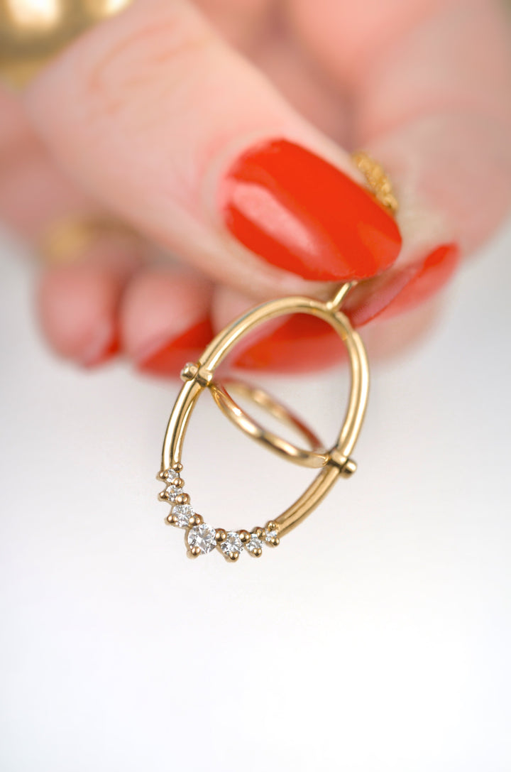 Oval Diamond Spinner Necklace