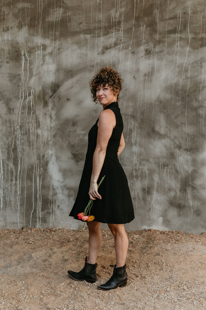 Mona Dress in Black Linen