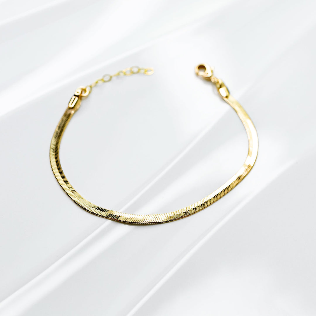 Gigi Herringbone Chain Bracelet